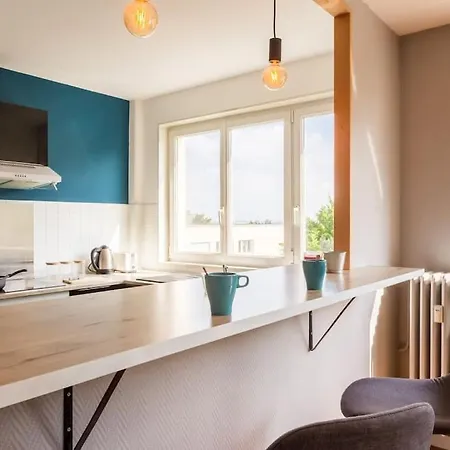 Bambou Yourhosthelper Lägenhet