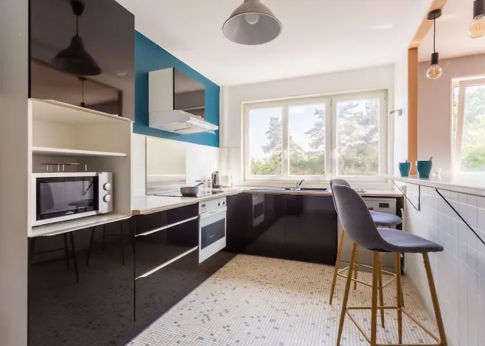 Bambou Yourhosthelper * Hérouville-Saint-Clair